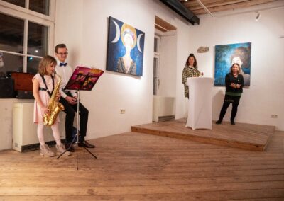 Sarah Patricia Porbley "Seelenlandschaften & A Cup Of Tea(rs)" Ausstellung in der Galerie im Lerchhaus